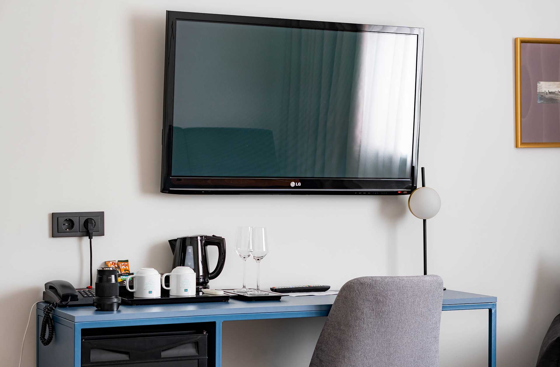 Deluxe-Junior-Suite-8