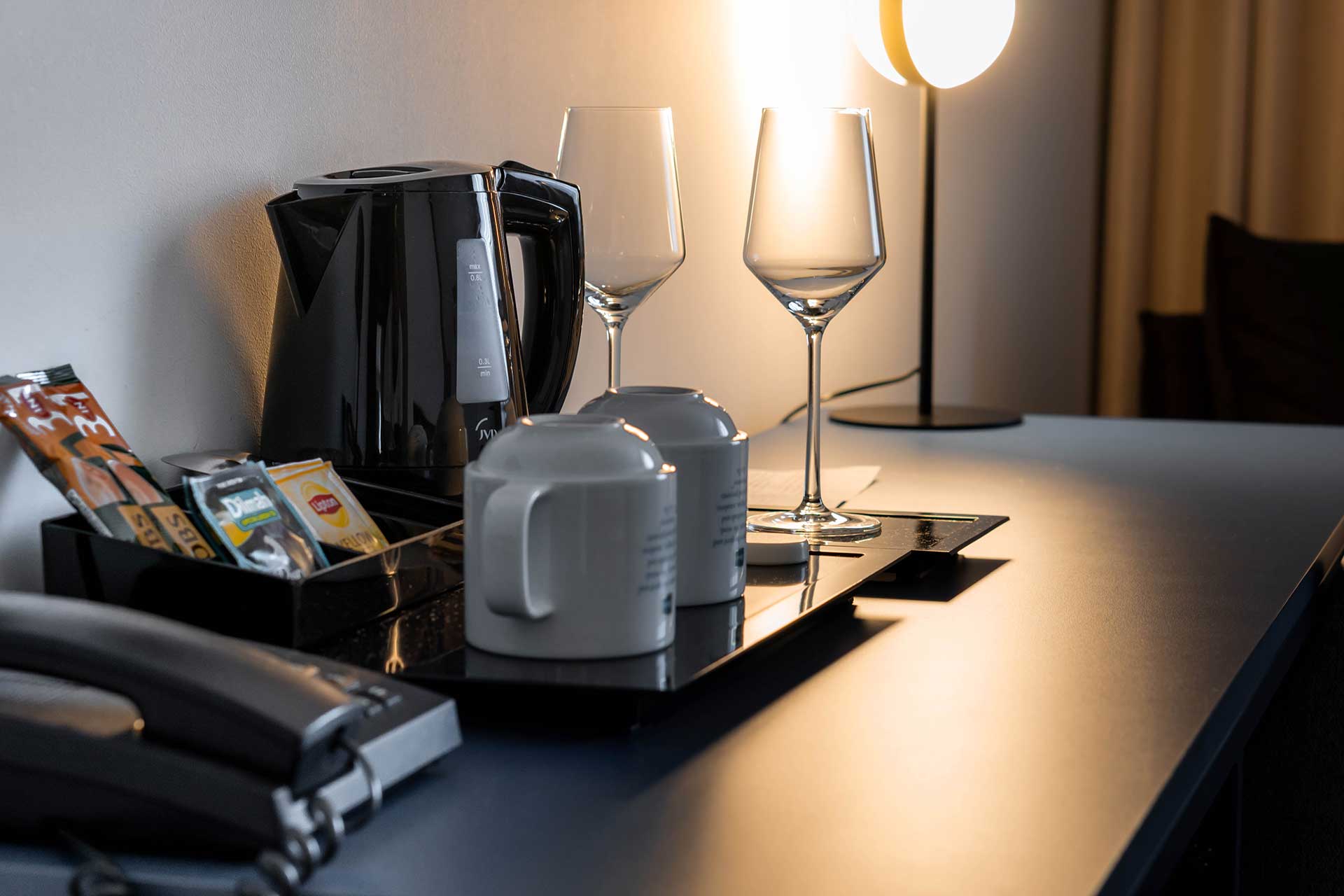 Deluxe-Junior-Suite-9